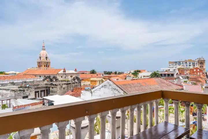 Apartamento torre del reloj 501