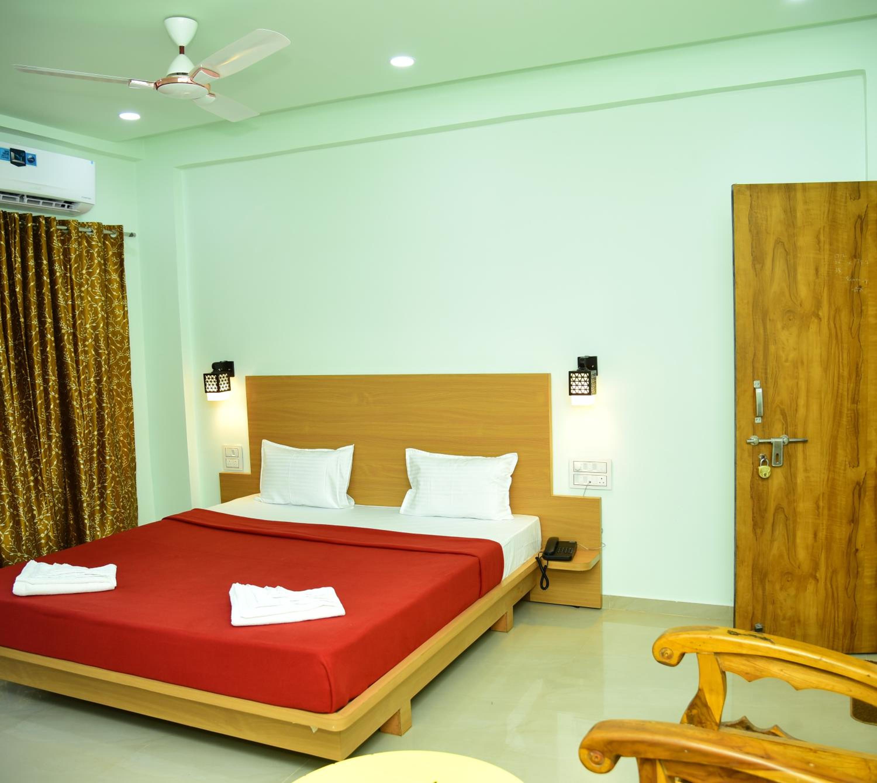 Hotel Shalini Palace