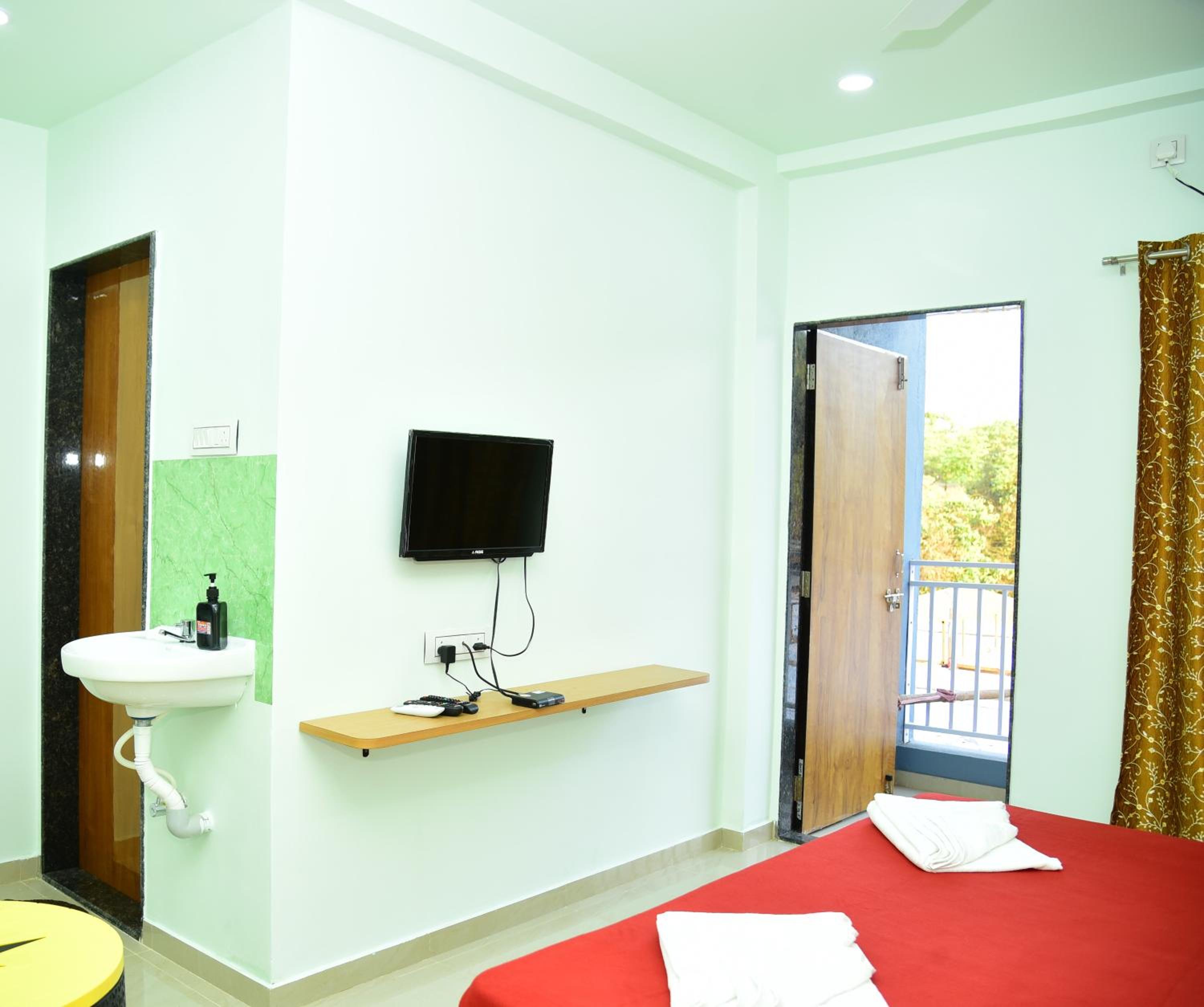 Hotel Shalini Palace