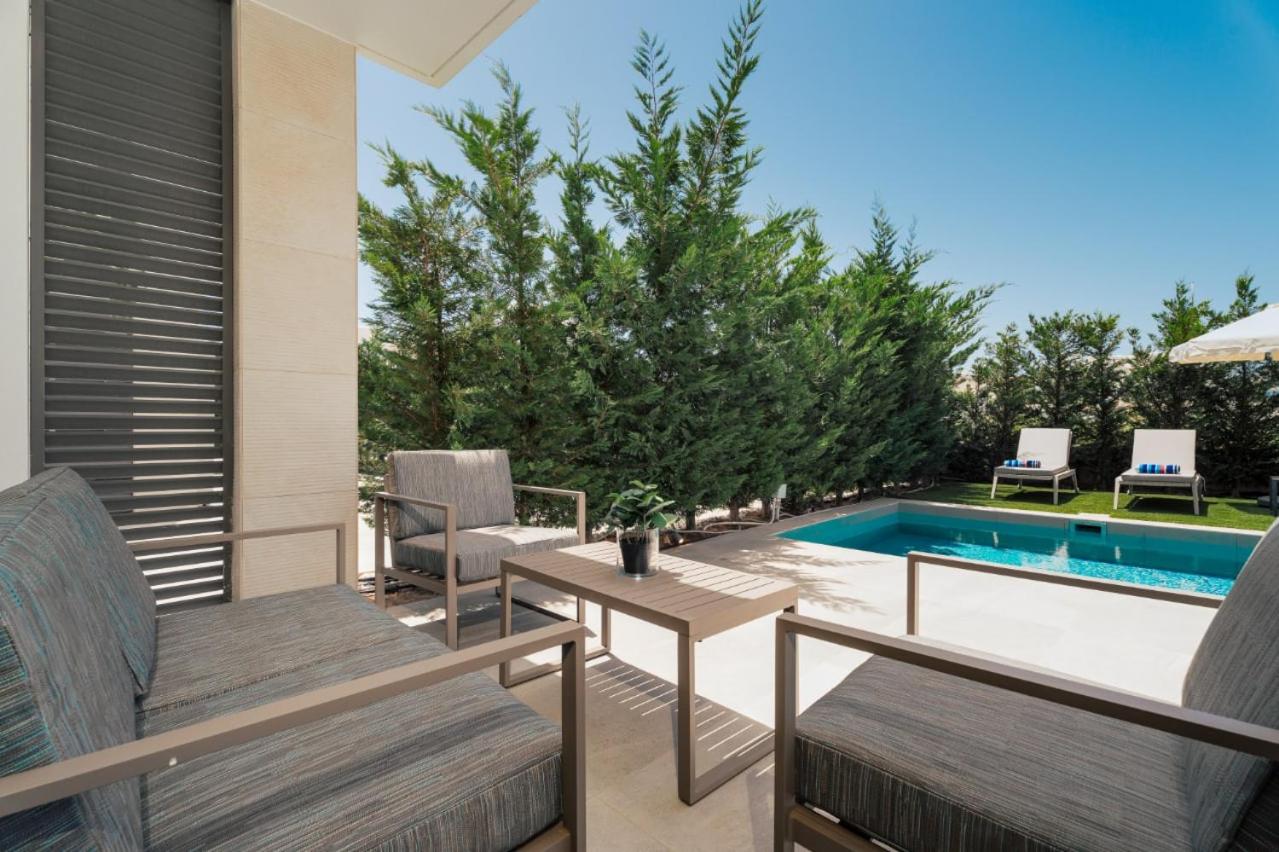Villa Arya