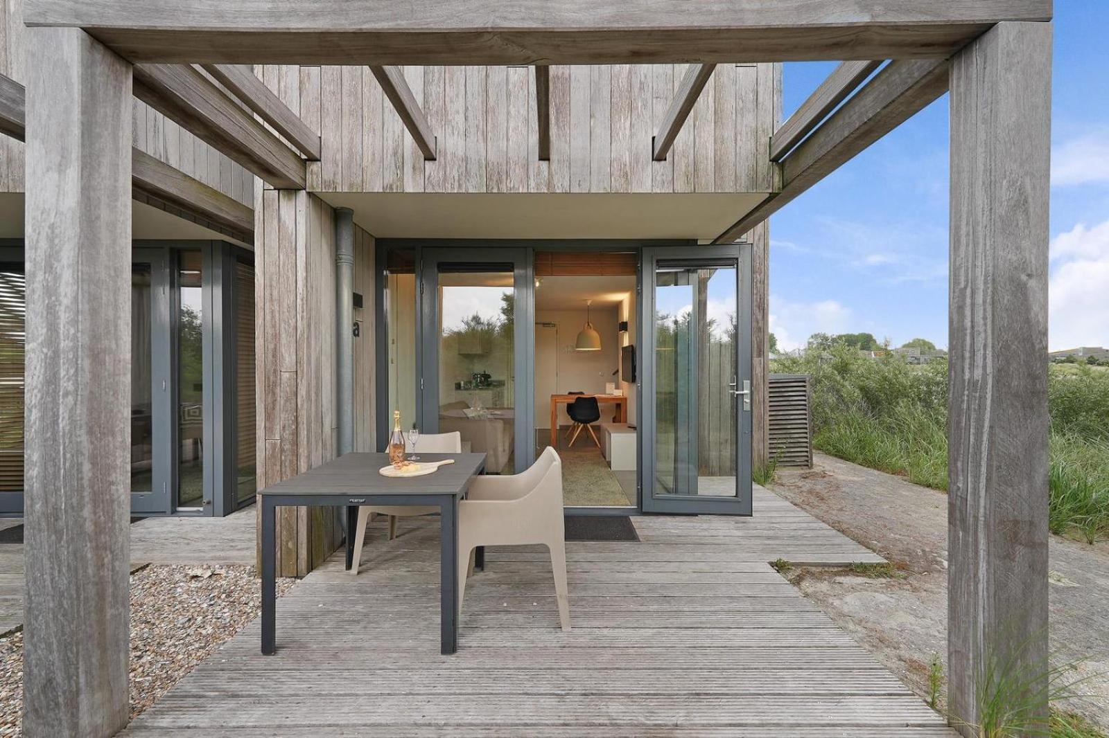 Studio Deluxe | 2 Pers. Landside view 3
