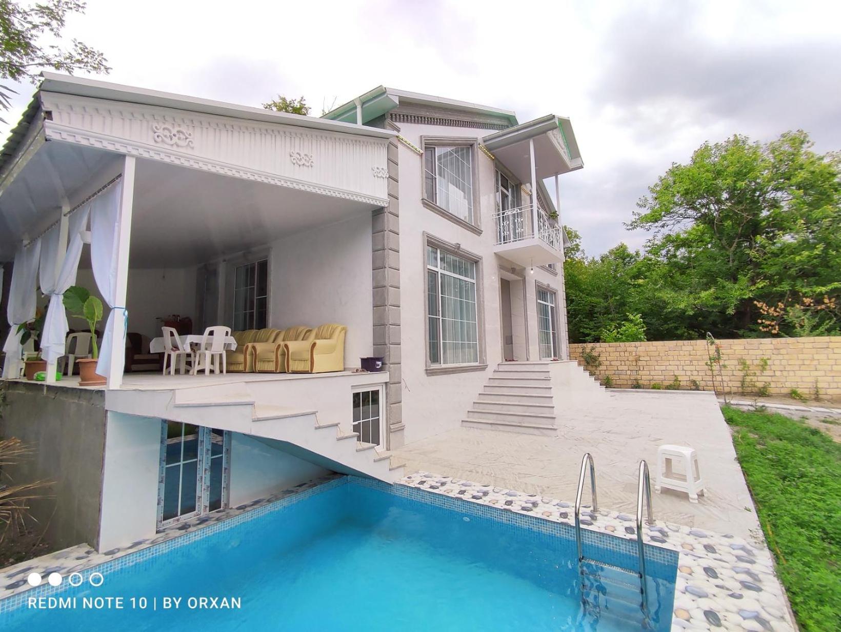 Peaceful Riverbank Villa SVDA