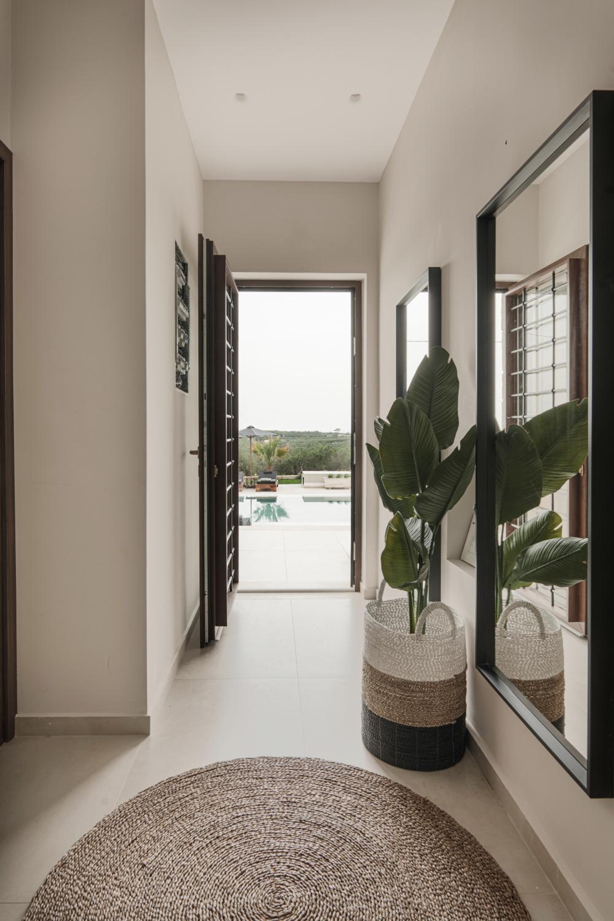 Viràn Villa, Serene Escape with Eco Pool & Spa Whirlpool, By ThinkVilla