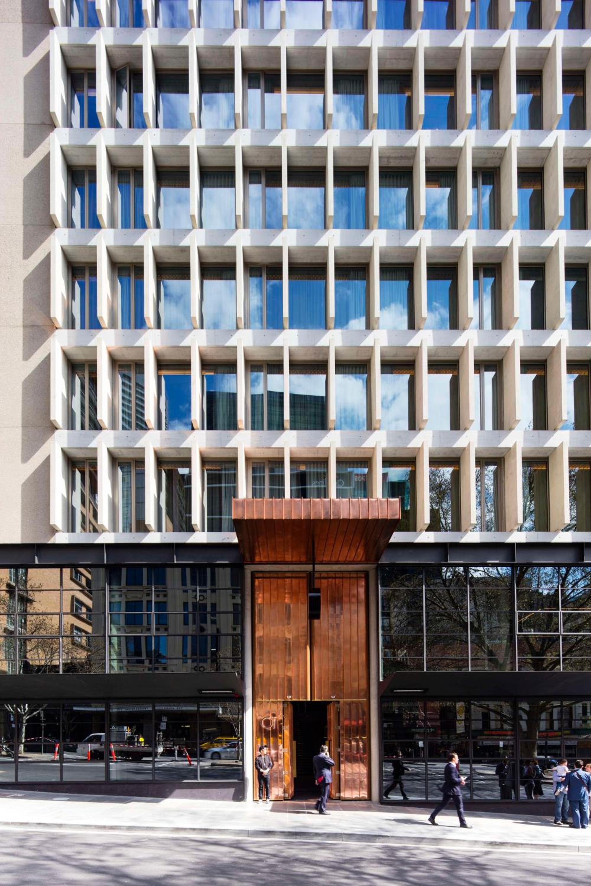 Hotel QT Melbourne - Image 1