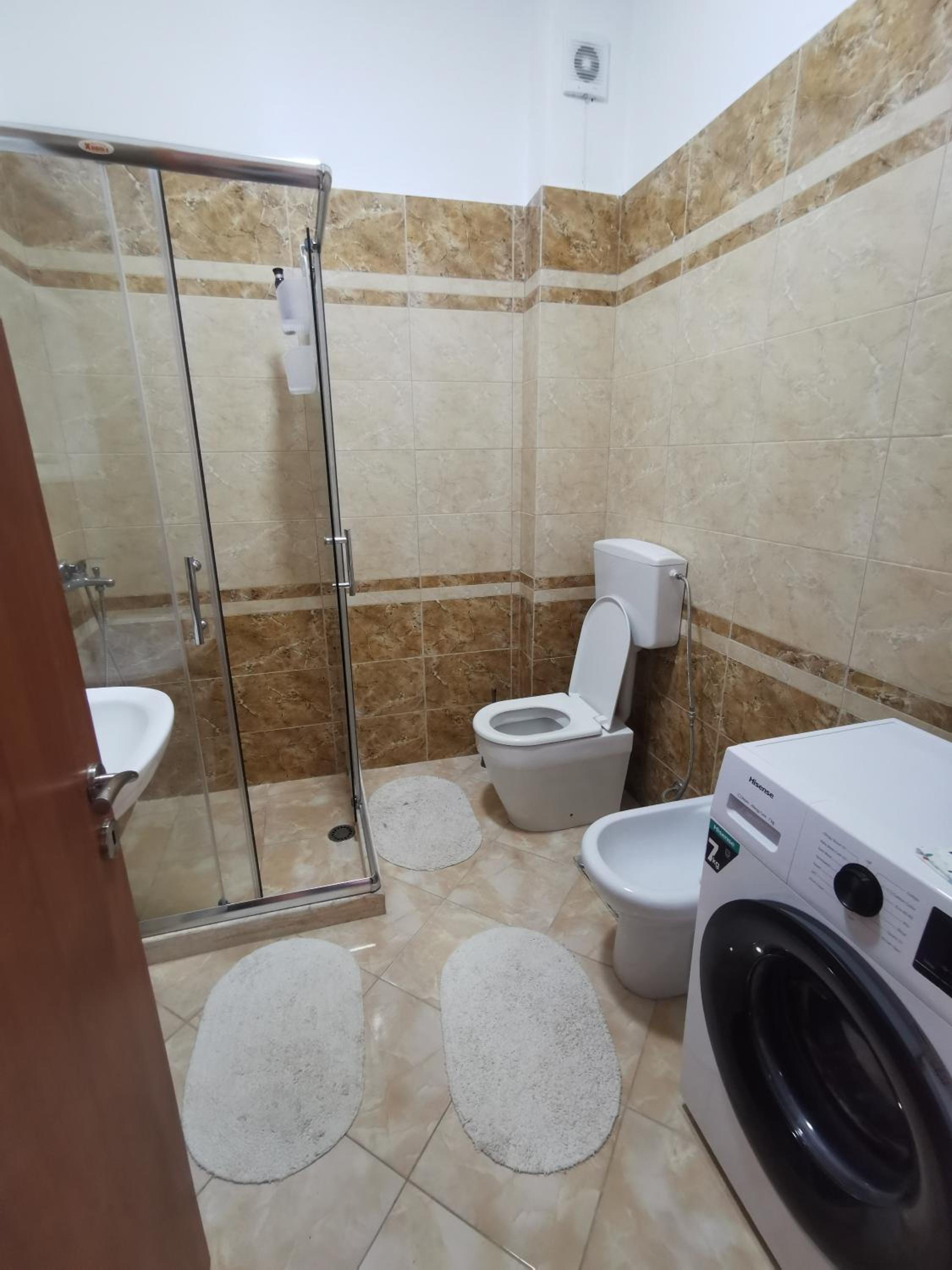 Elis apartment