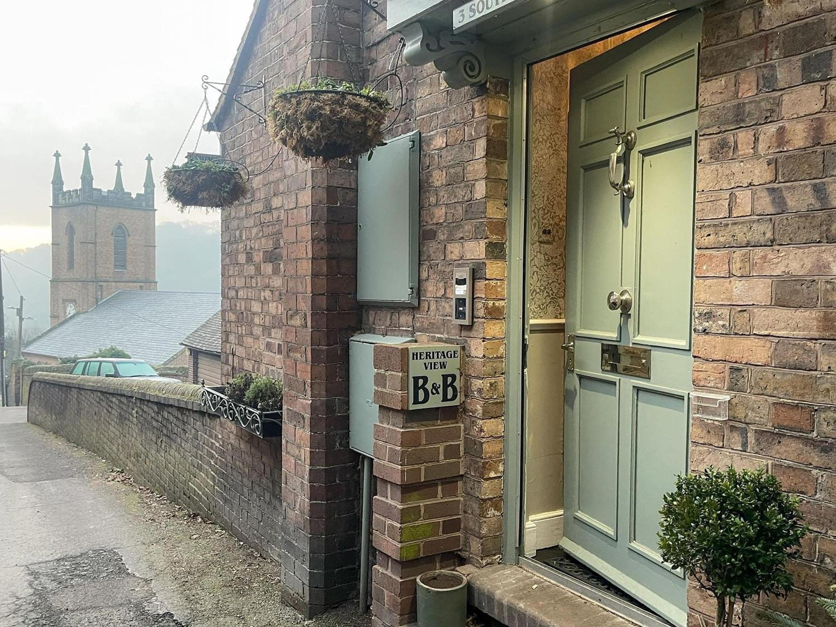 Hotel Heritage View Guest House - Image 1