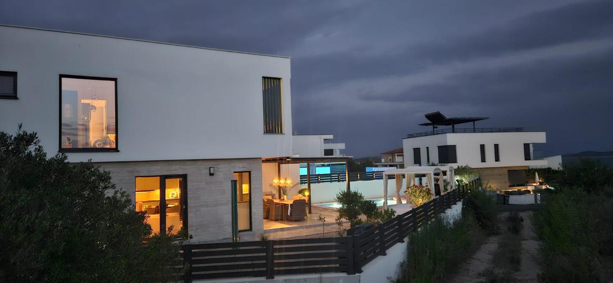 Duplex Villa Enny mit Meeresblick view 2