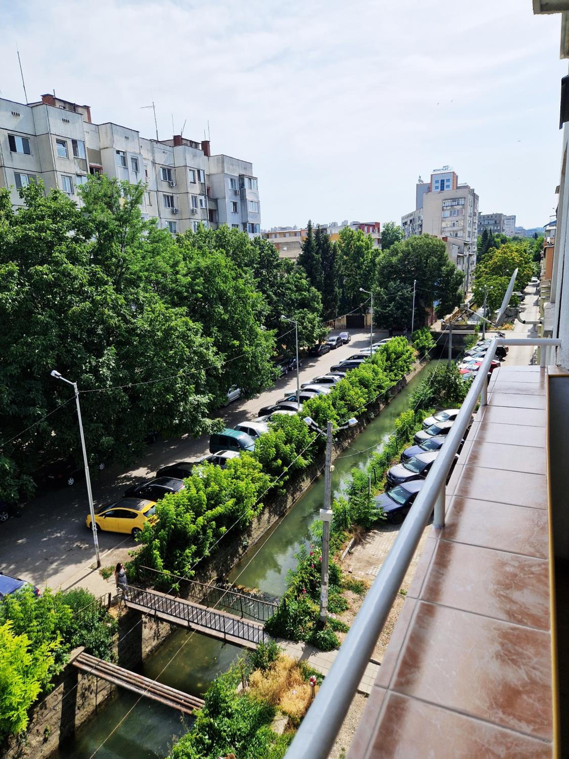Central Apartment - Spacious designer property in Stara Zagora
