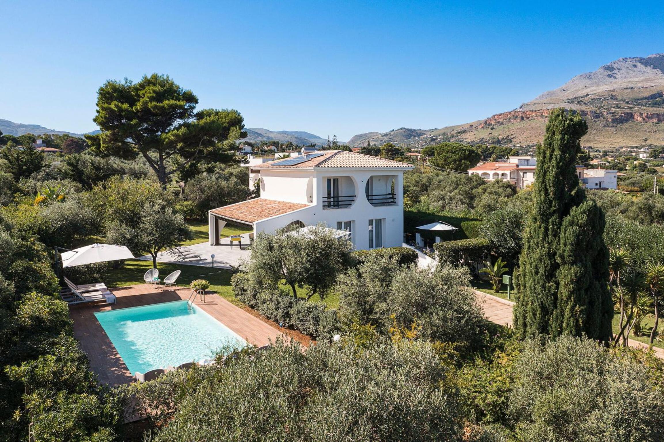 Villa Perla Di Guidaloca view 2