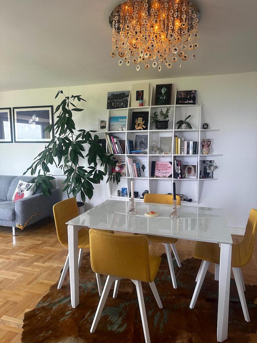 Alton Apartment