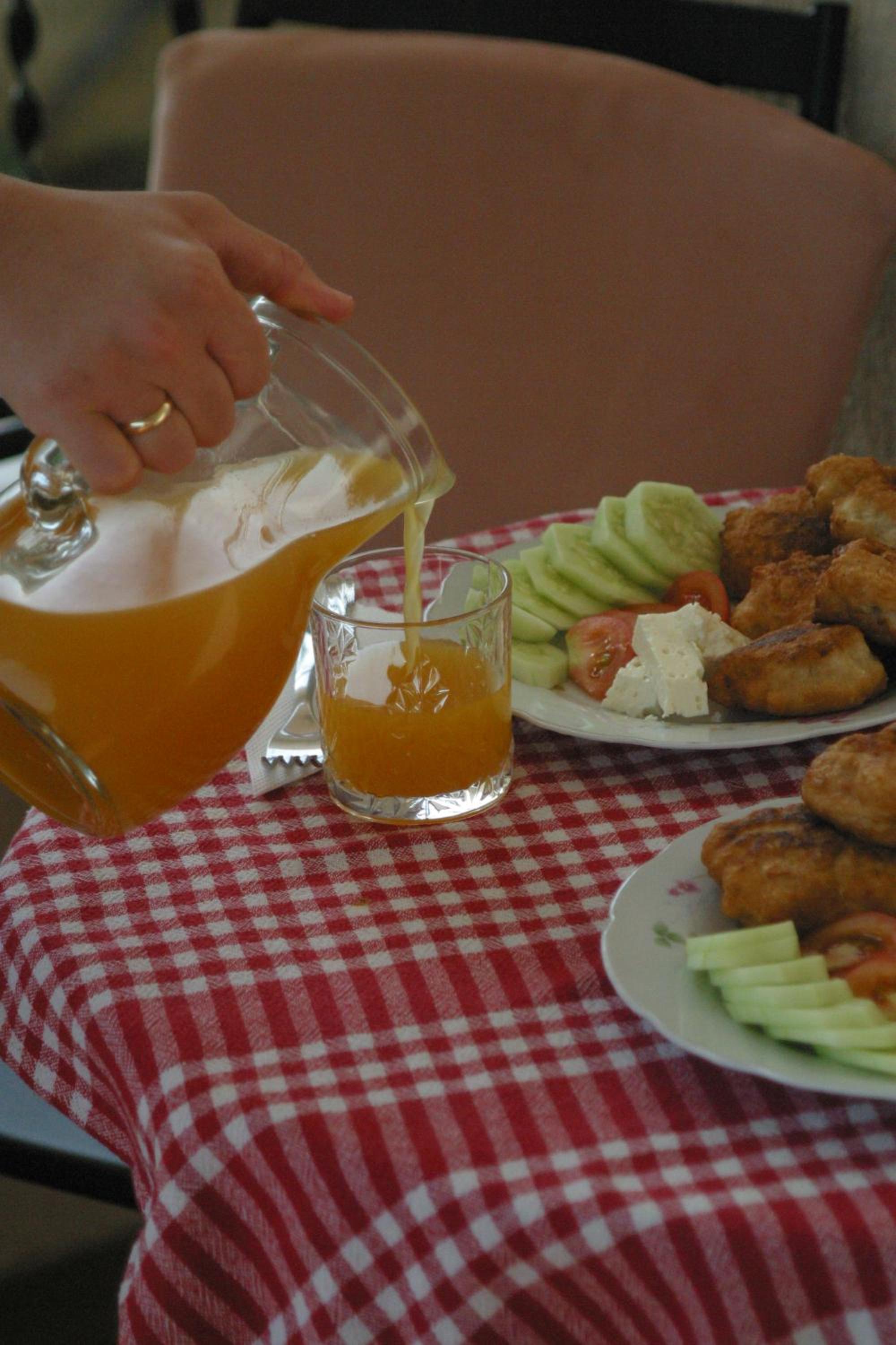 Villa Berat - View of Berat Castle & Traditional Breakfast