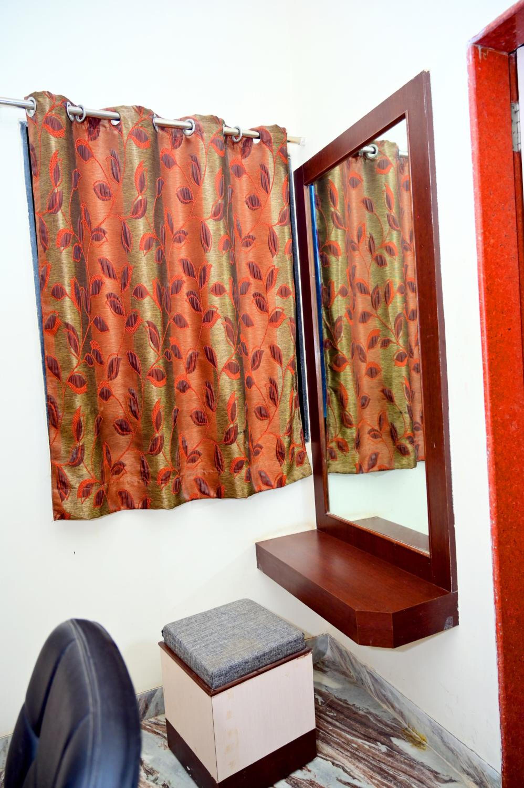 HOTEL BAGARIA PALACE