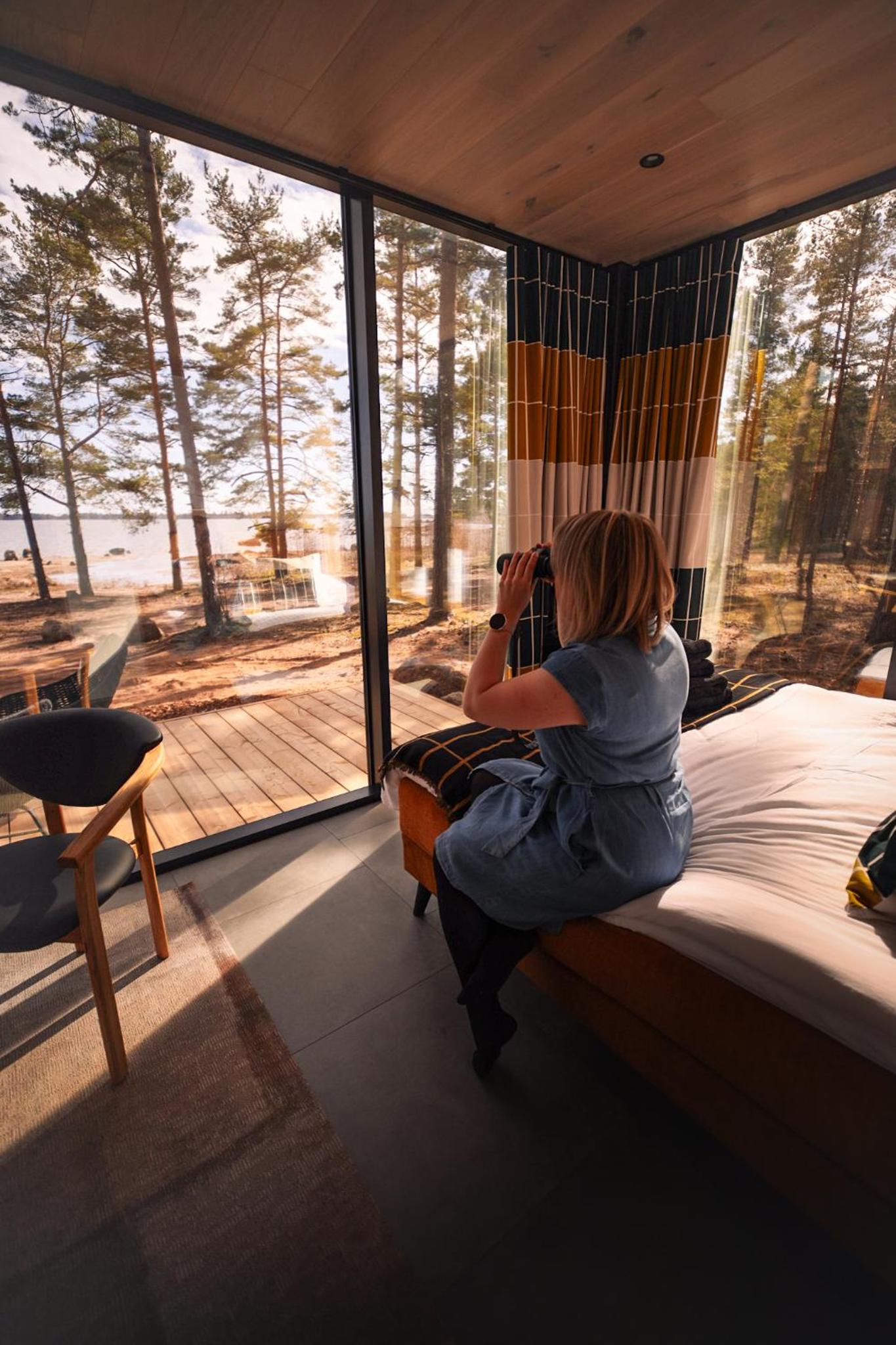 ÖÖD Mirror Houses at Versso