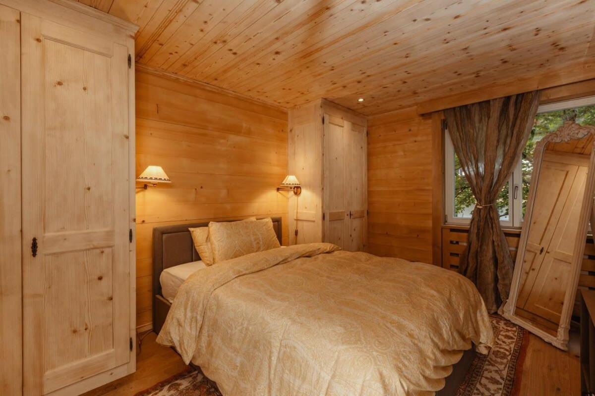 Gstaad Luxurious flat with terrace stunning views