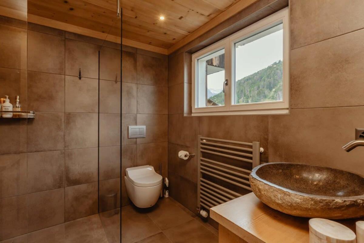 Gstaad Luxurious flat with terrace stunning views