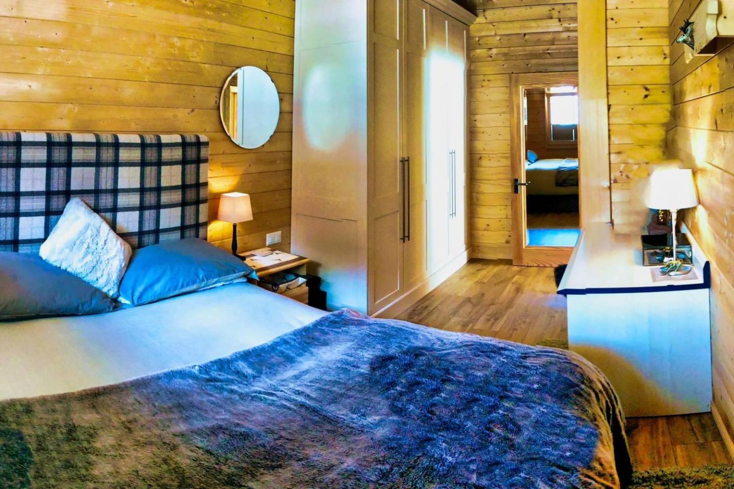 Cozy Scenic Family Chalet Gstaad Glacier 3000