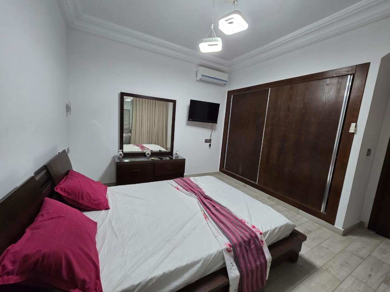 Villa Elaa