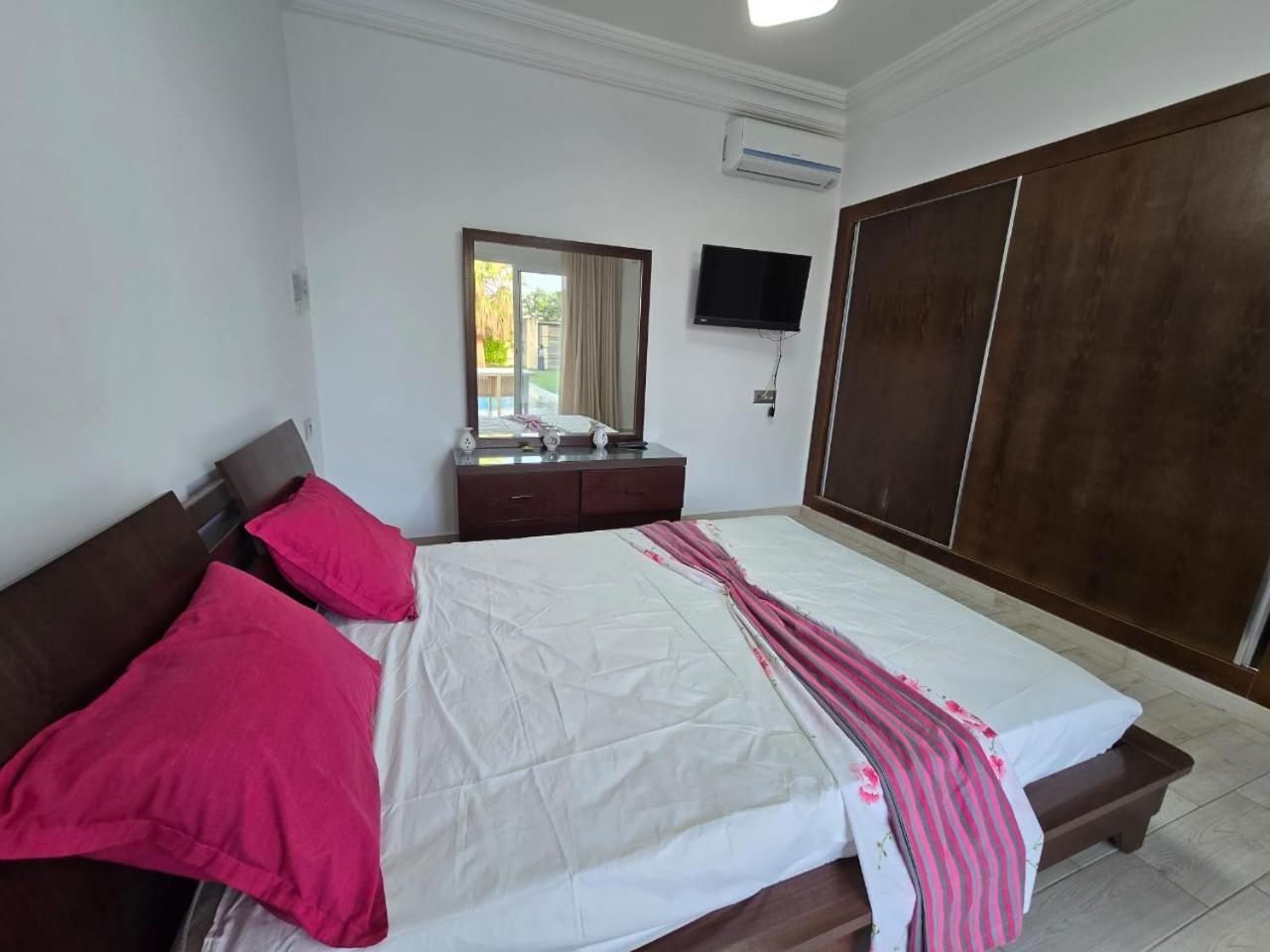 Villa Elaa