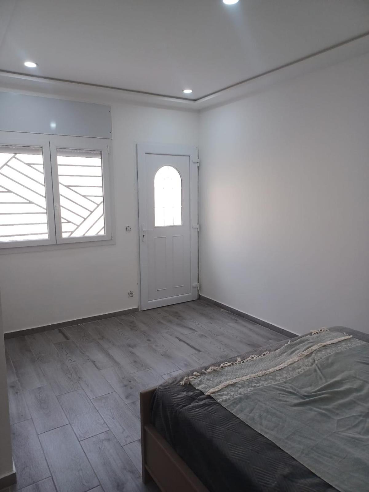 Maison familiale avec piscine privée sans vis à vis