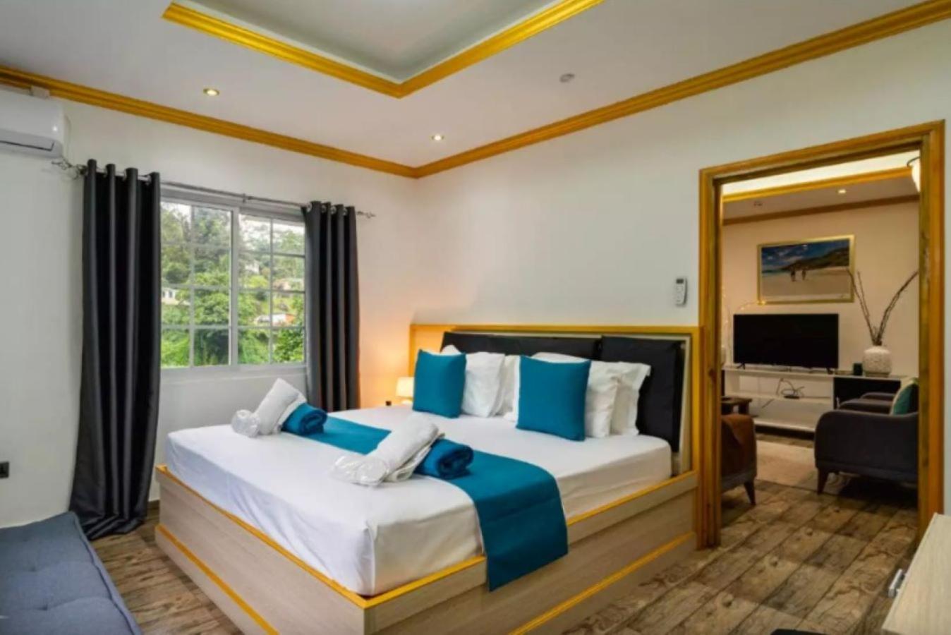 Paradise Breeze Apartment photo 1