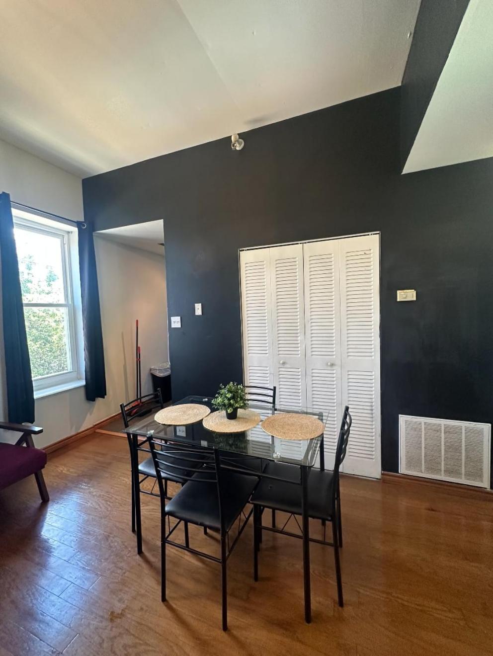 Spacious 2BR unit near BJ Hospital view 5
