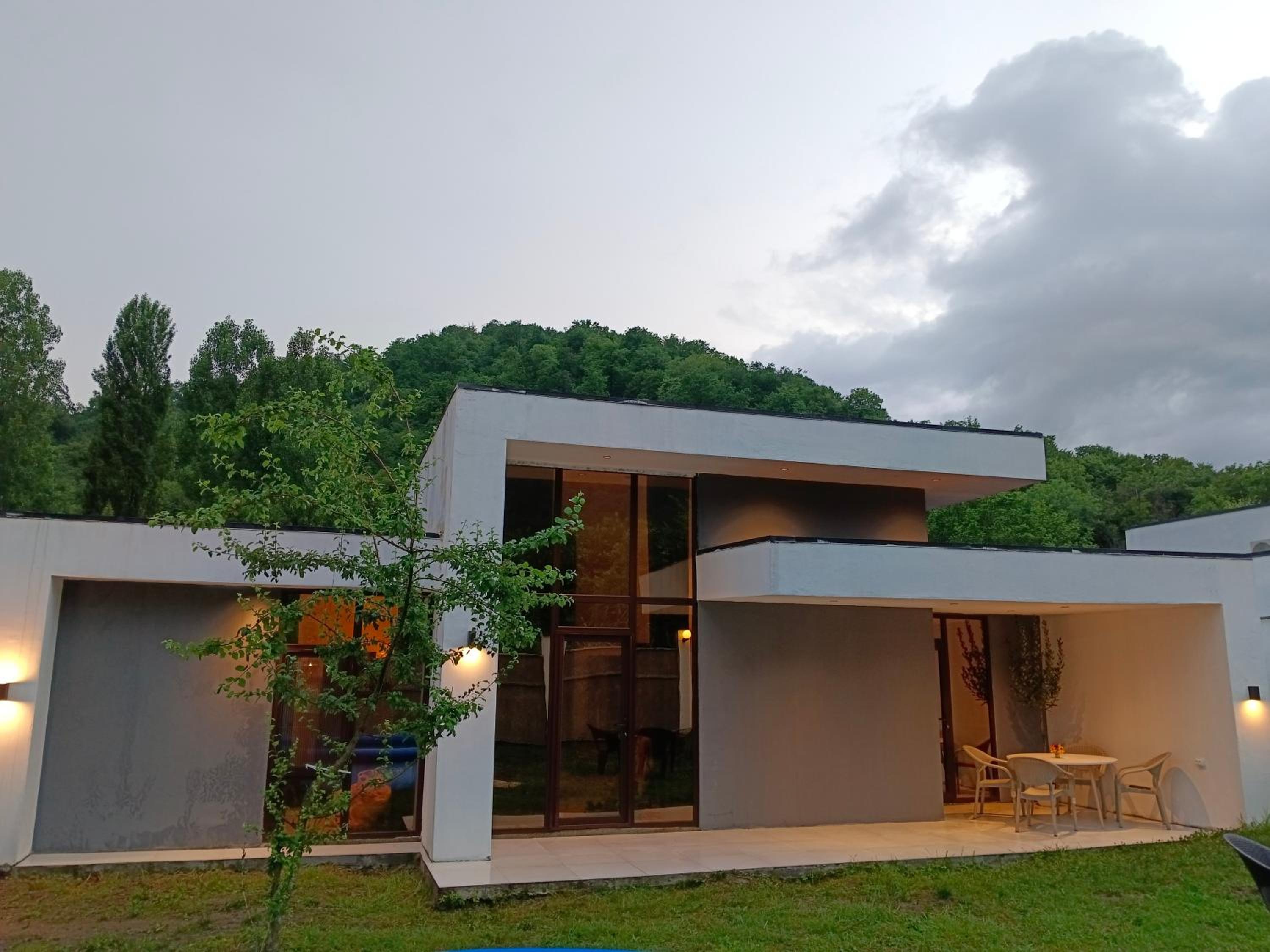 Harmony Hideaway 2