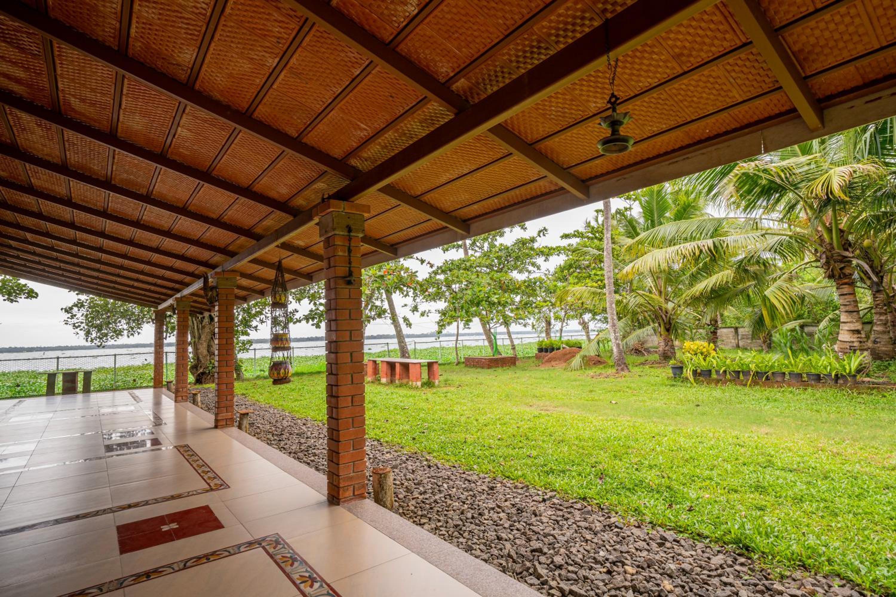 Vaikom Waters view 4