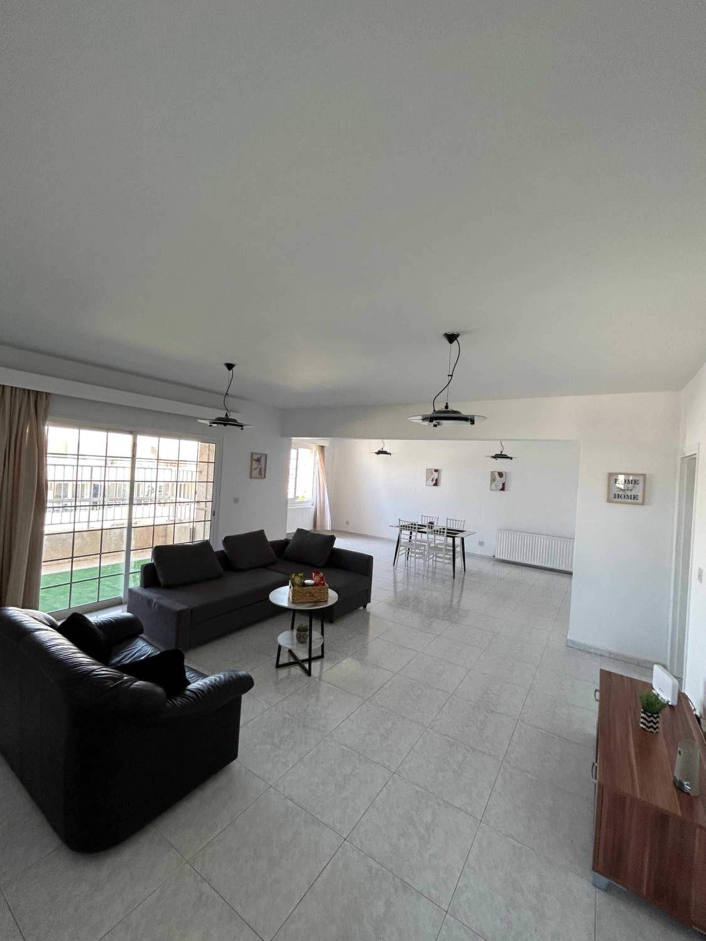 Modern Spacious Penthouse in Paphos