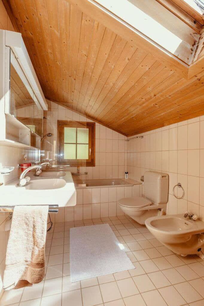 Gstaad - Cozy spacious Flat right in the village