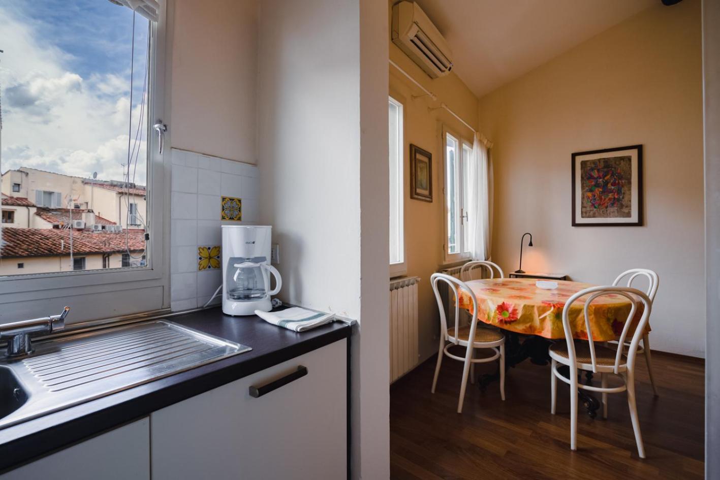Puccini Apartment With Terrace