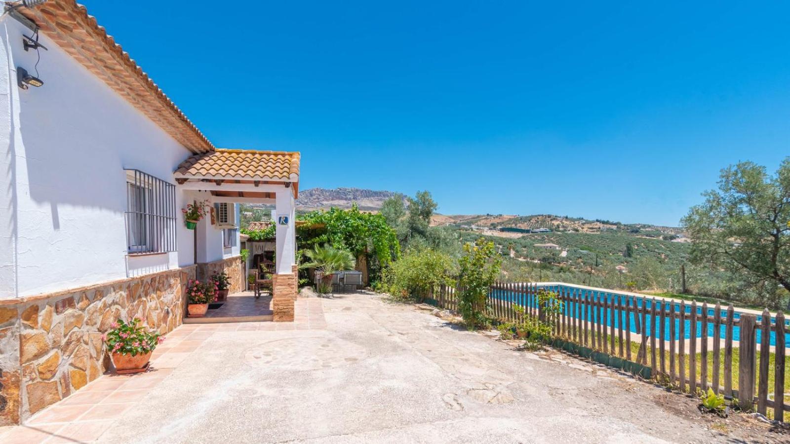 Casa Llanos de la Encina Antequera by Ruralidays