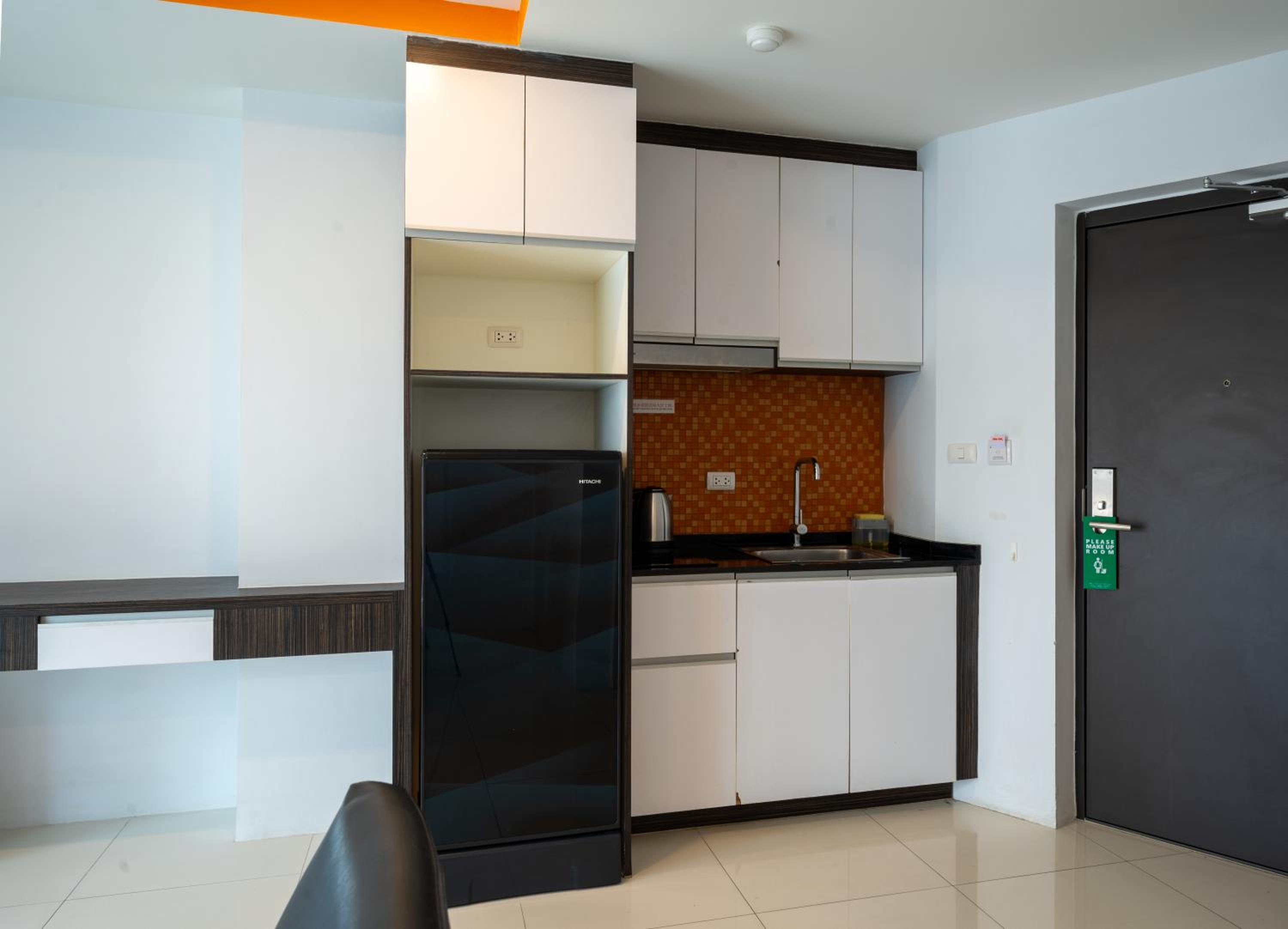 New Nordic Suites 6 by Apartwell view 5