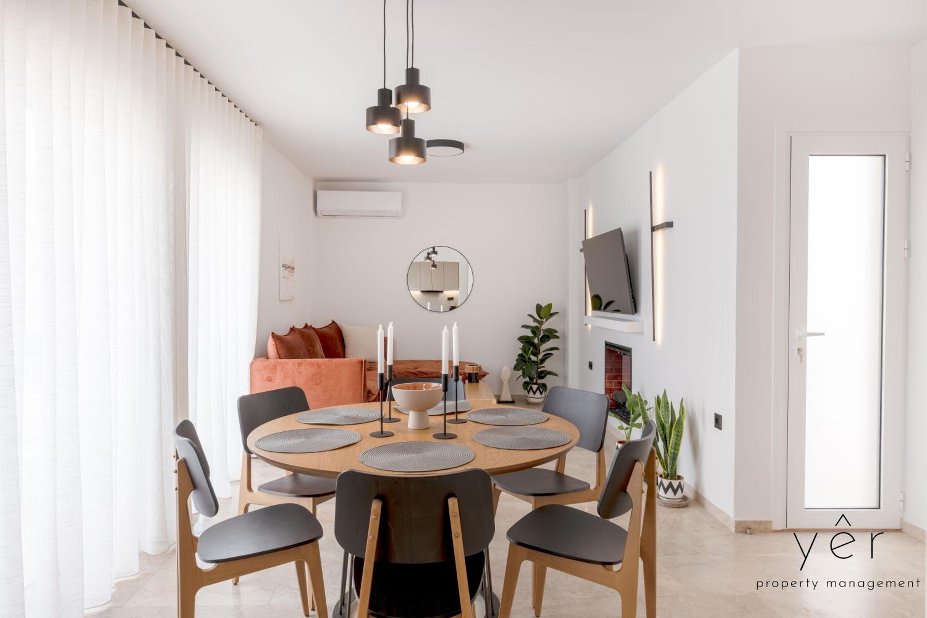 Seaside Luxury - 3 Min to Freatida Beach photo 5