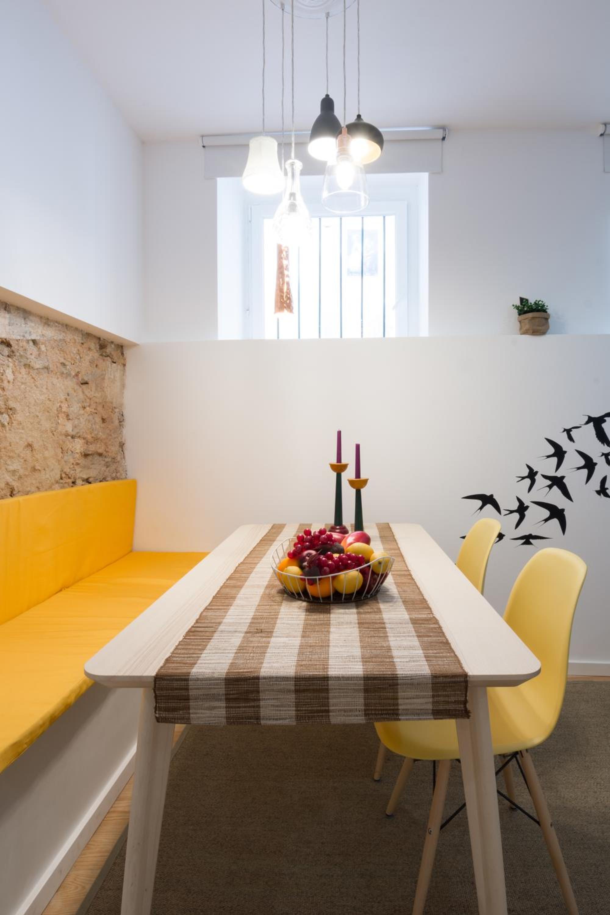 Casa do Castelo 1- Work or Relax in the Historic heart of Lisbon! view 5