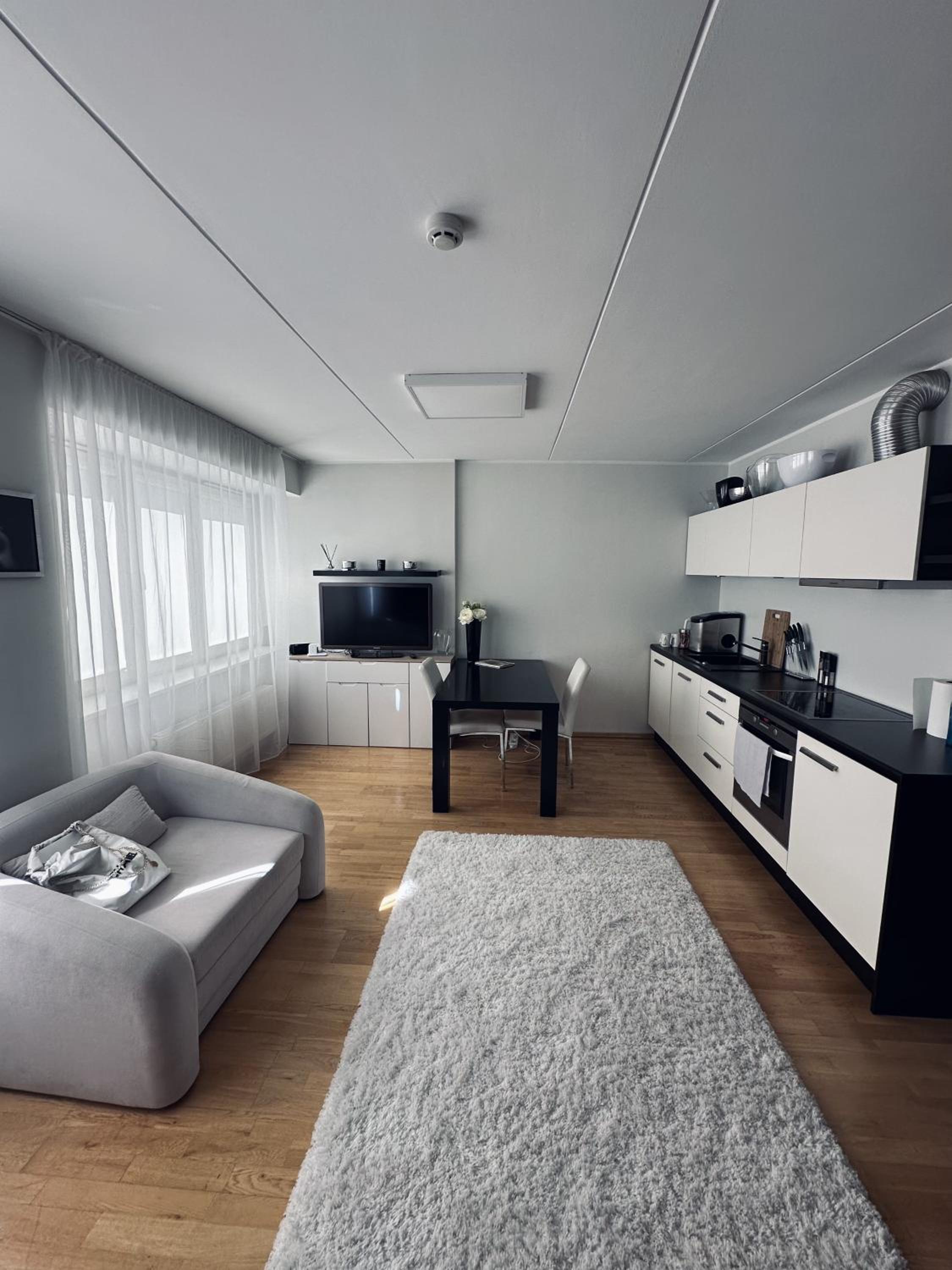 Muru 1 Apartment, Rannarajoon, contact-free entrance view 2