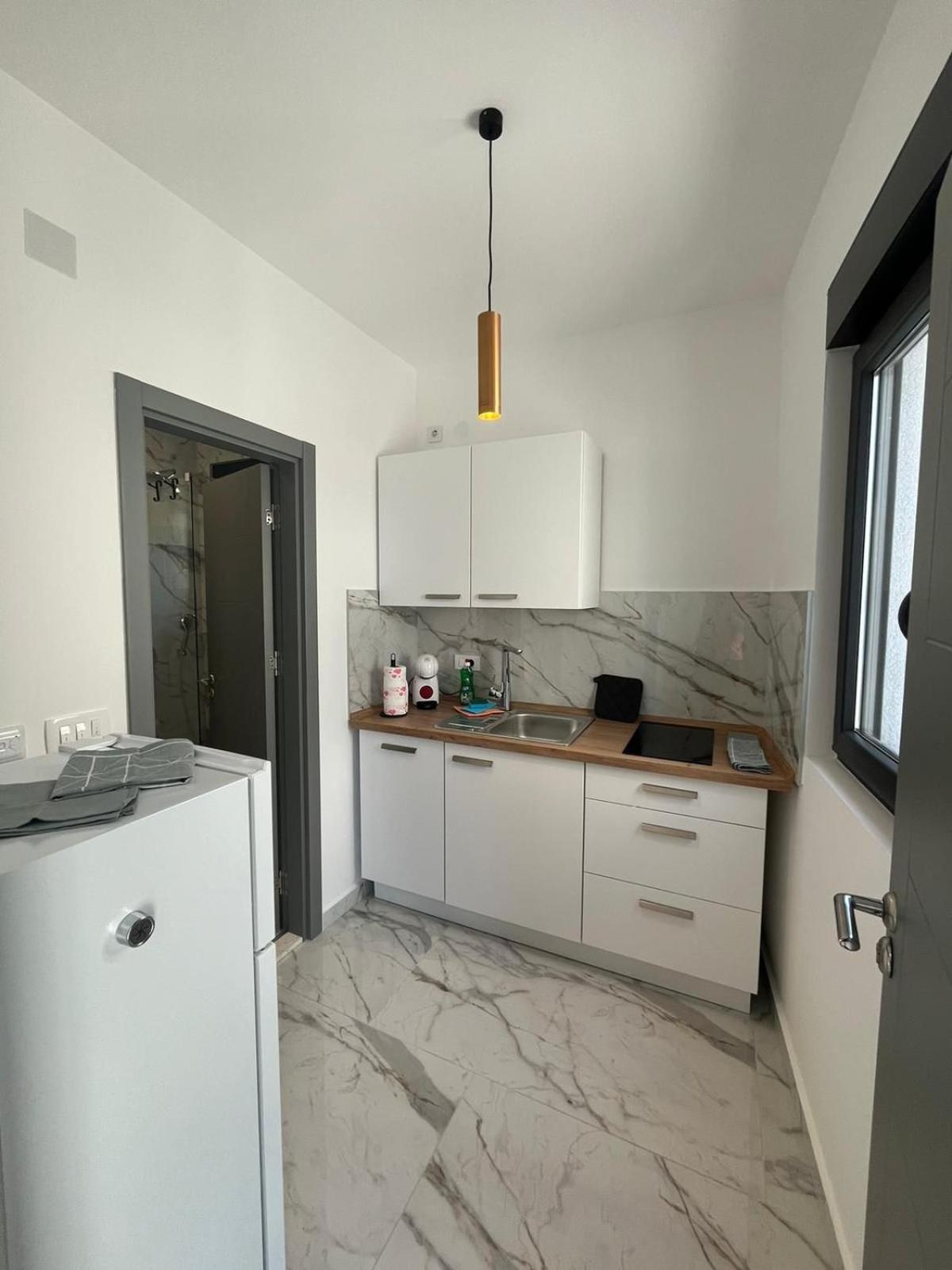 luxuriöses Apartment mit Meerblick in der Bucht von Kotor photo 4