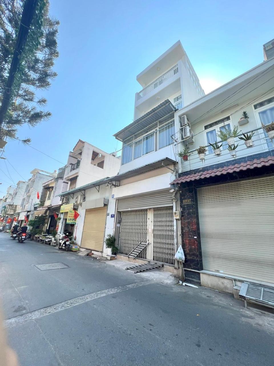Min House F2 - Phòng Đầy Đủ Tiện Nghi - Gần TTTM Aeon Tân Phú