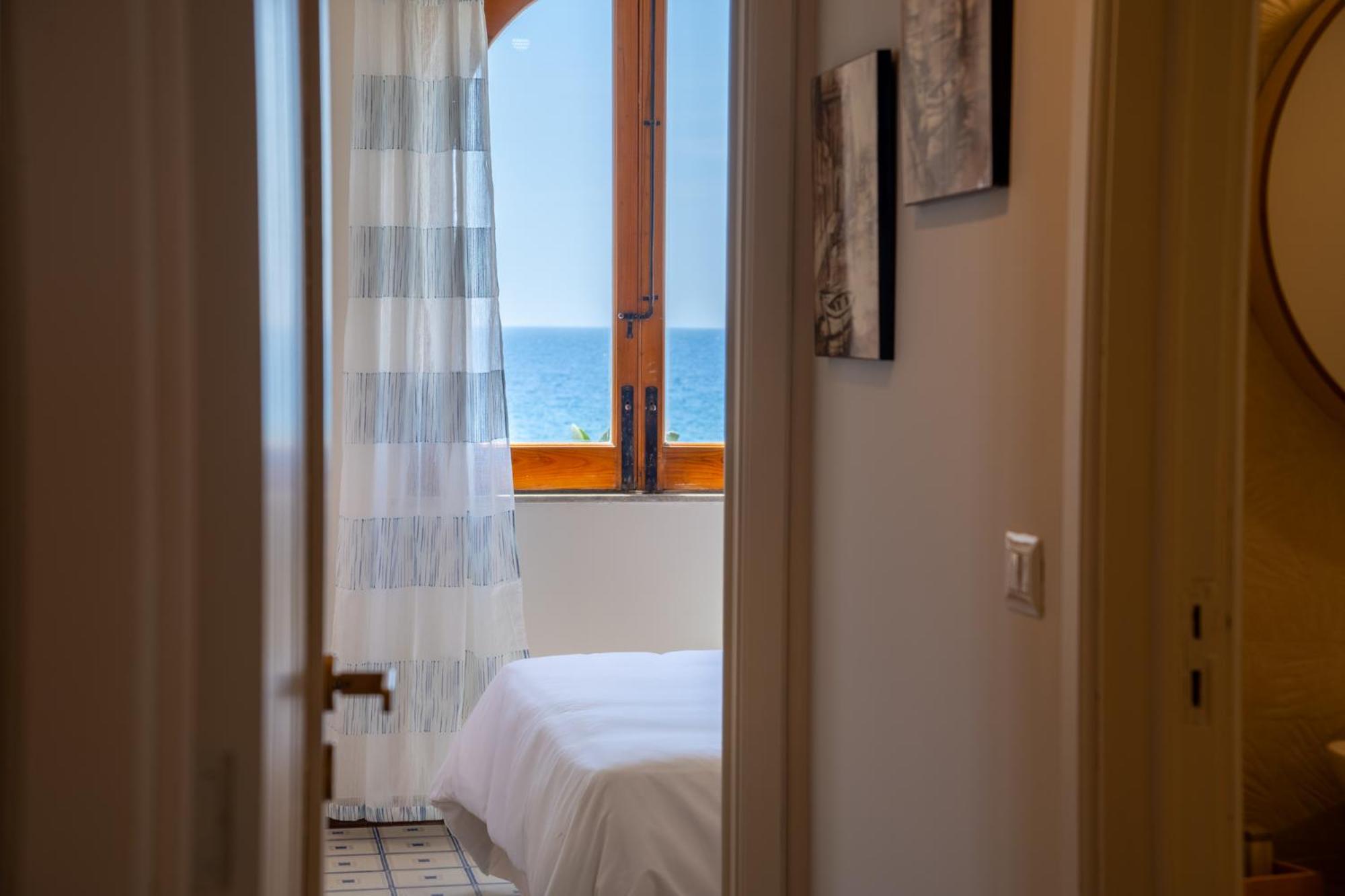 SeaSound Naxos