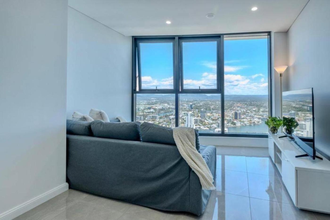 New Build Meriton Beachfront
