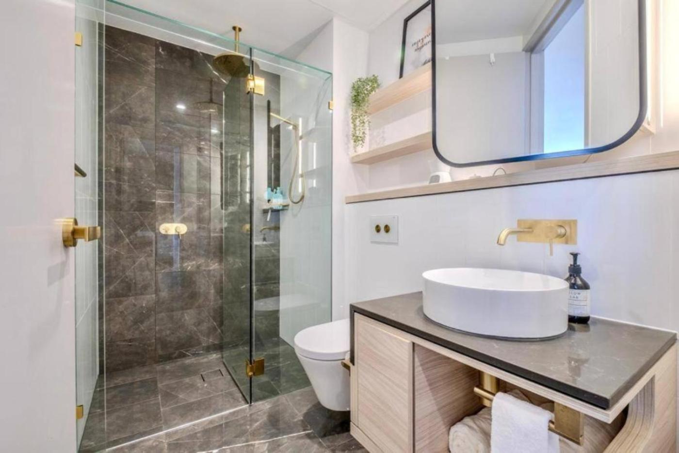 New Build Meriton Beachfront