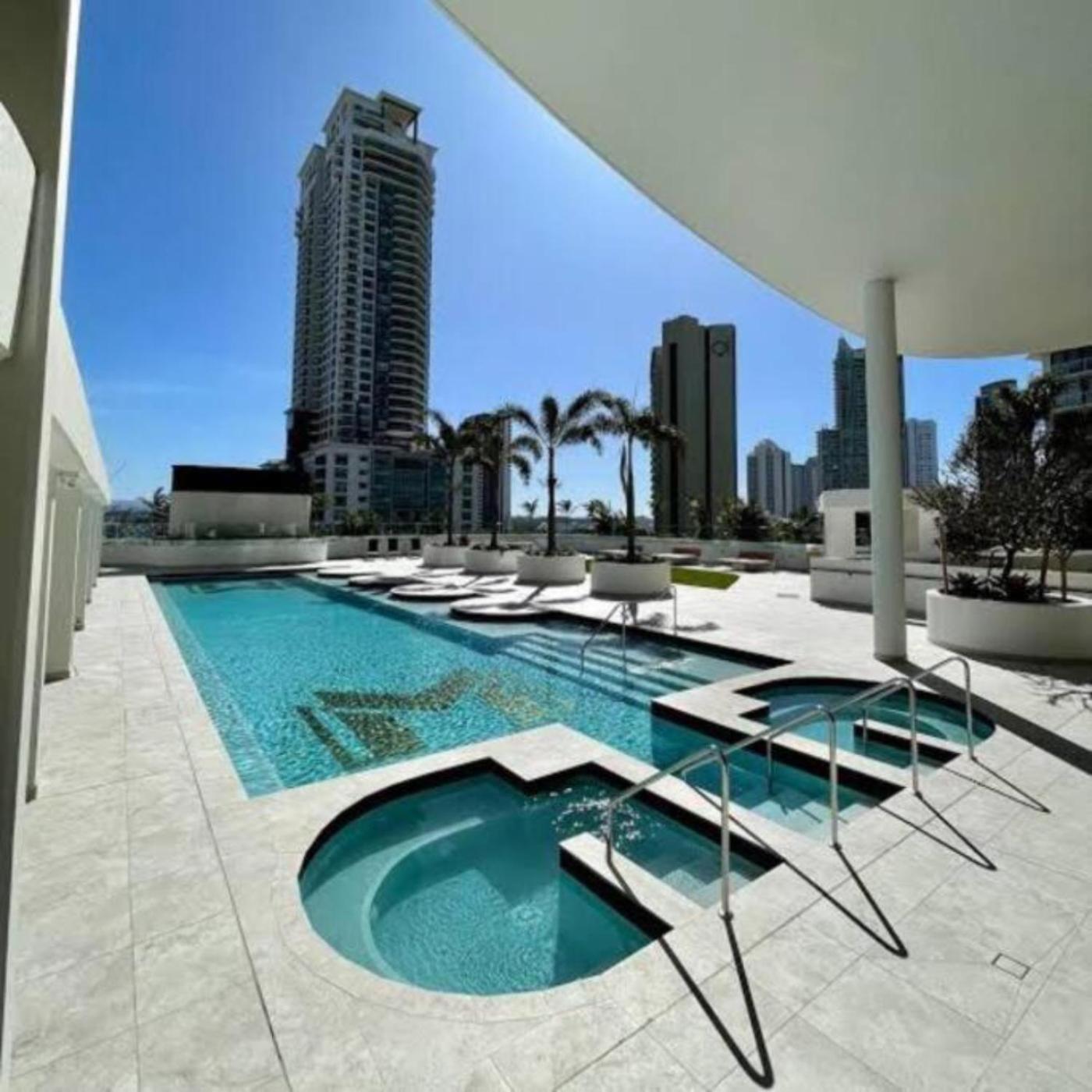 New Build Meriton Beachfront