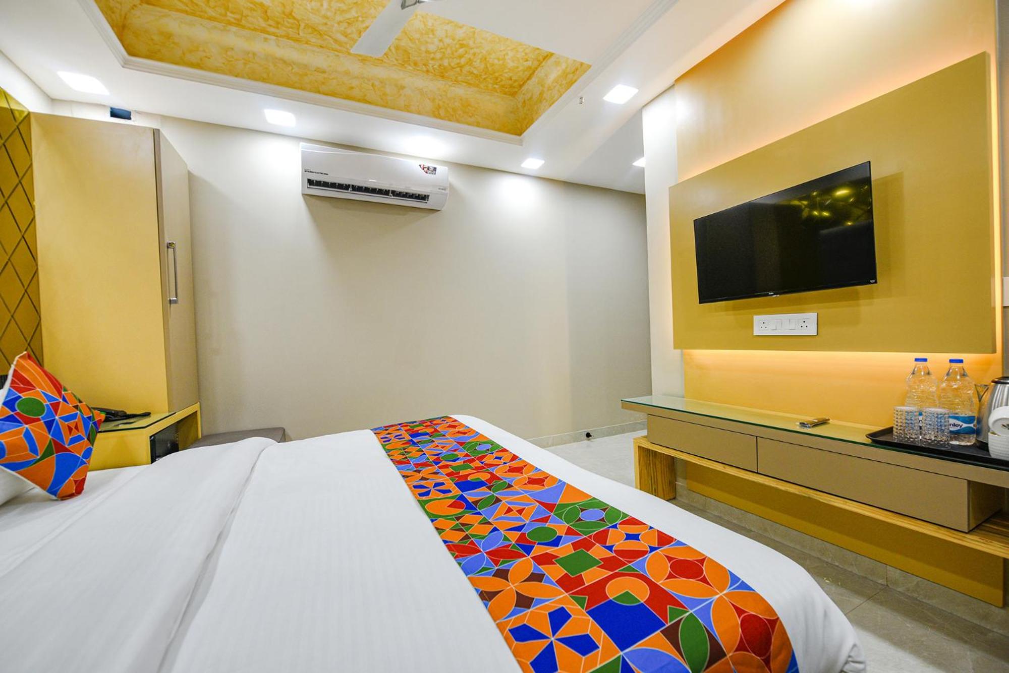 FabHotel Grand Palazzo view 5
