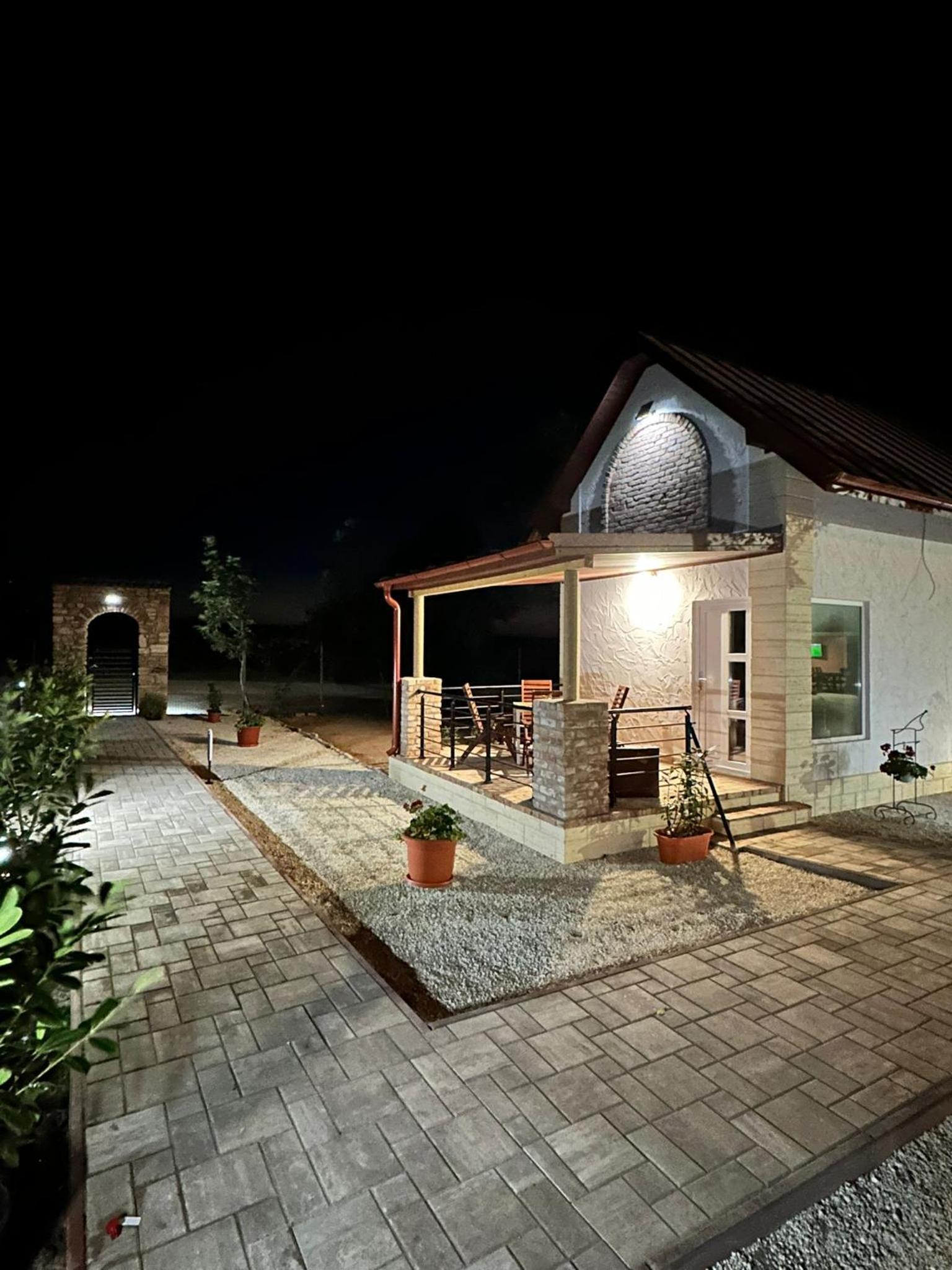 Halta Pescăruş Accommodation