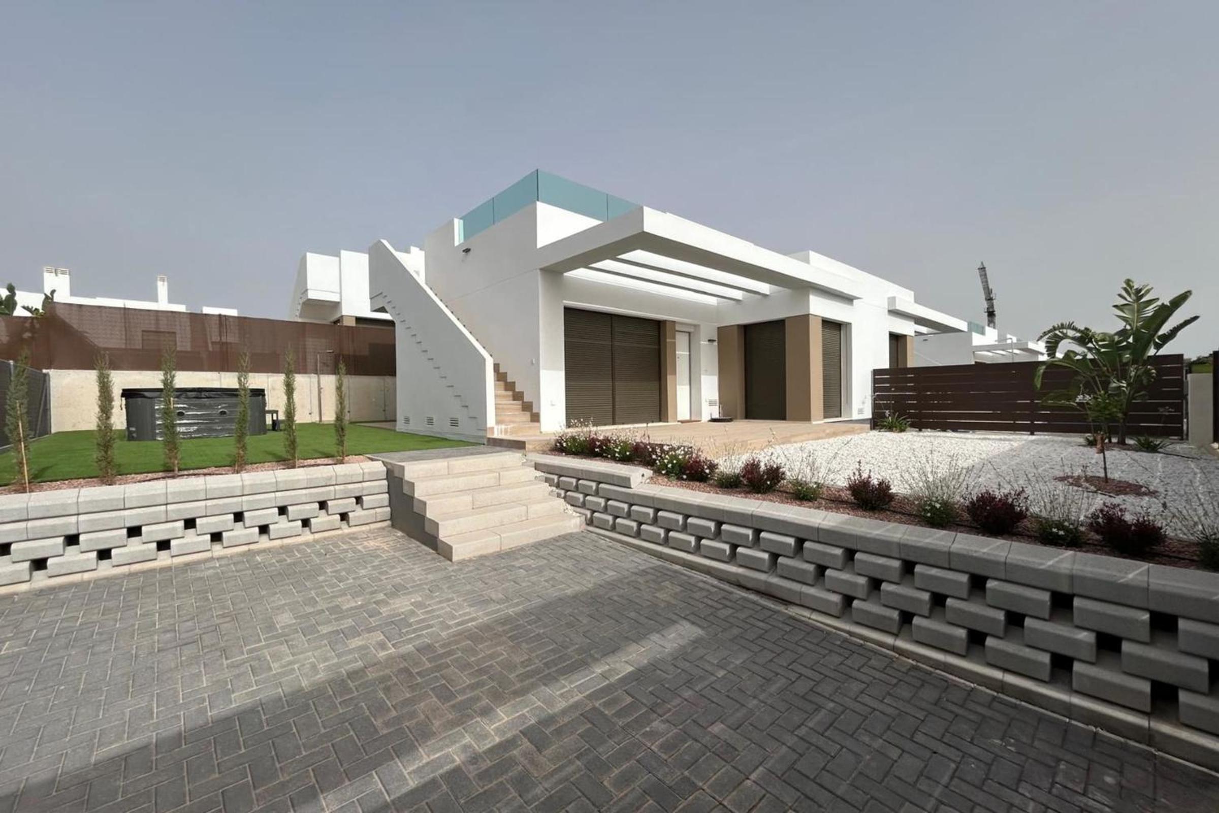 Villa with jacuzzi Golf Vistabella