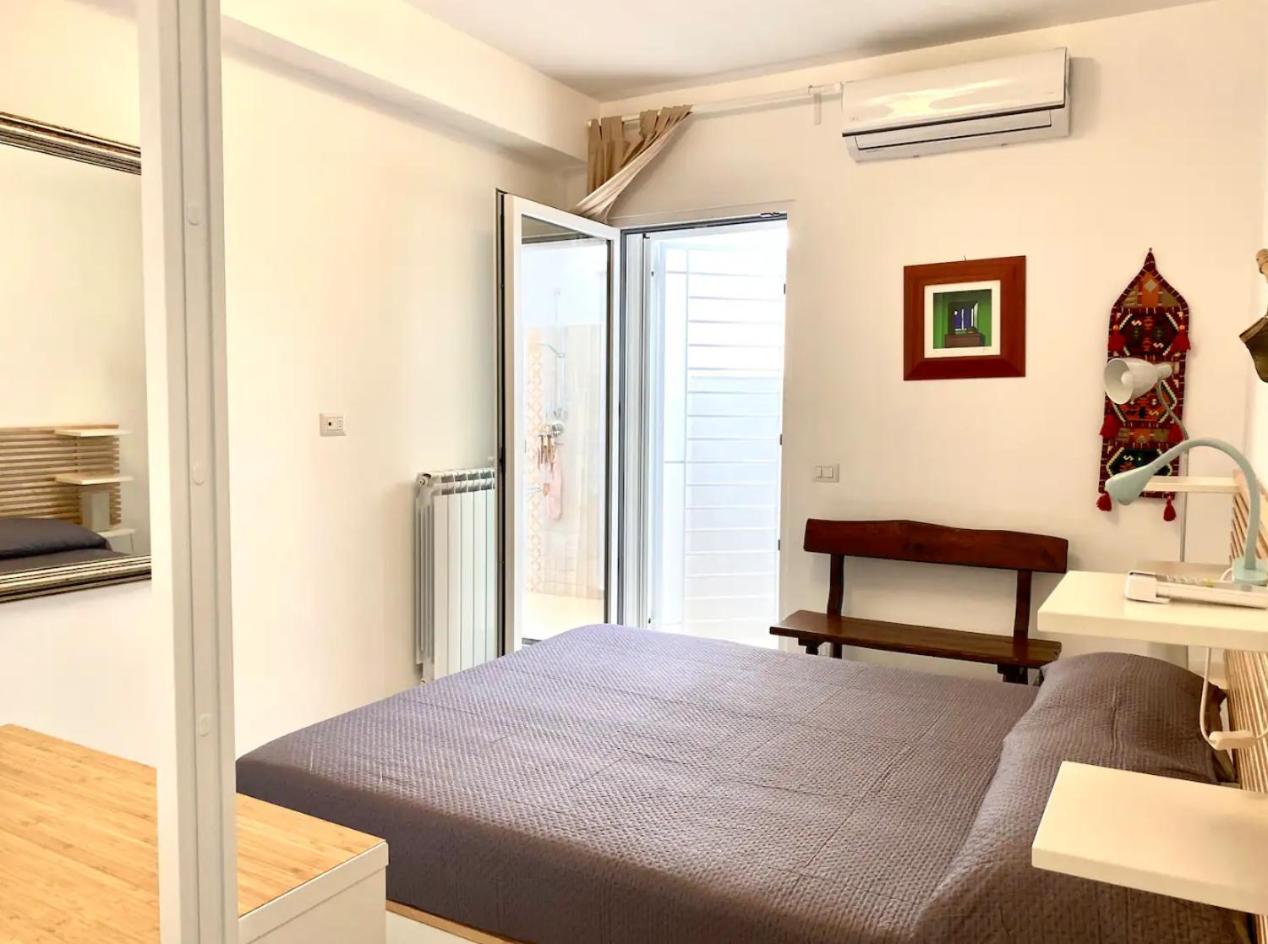 Casa Minù en Capitolo — hotel room