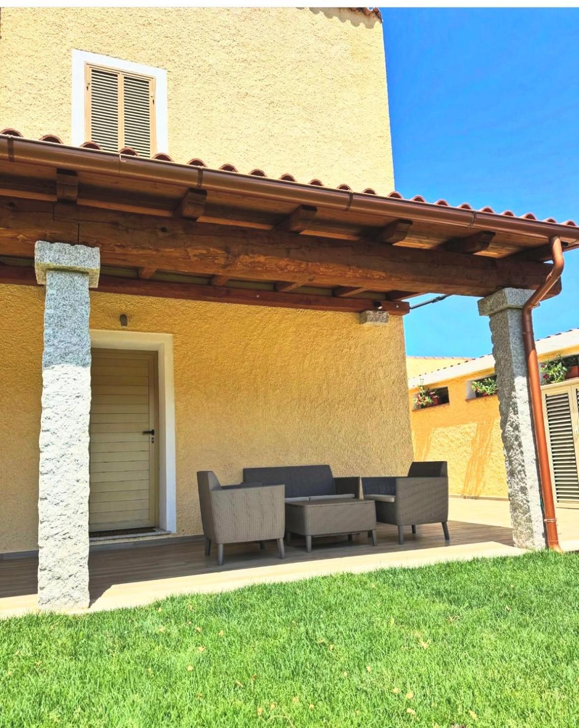 CASA SACURI view 4
