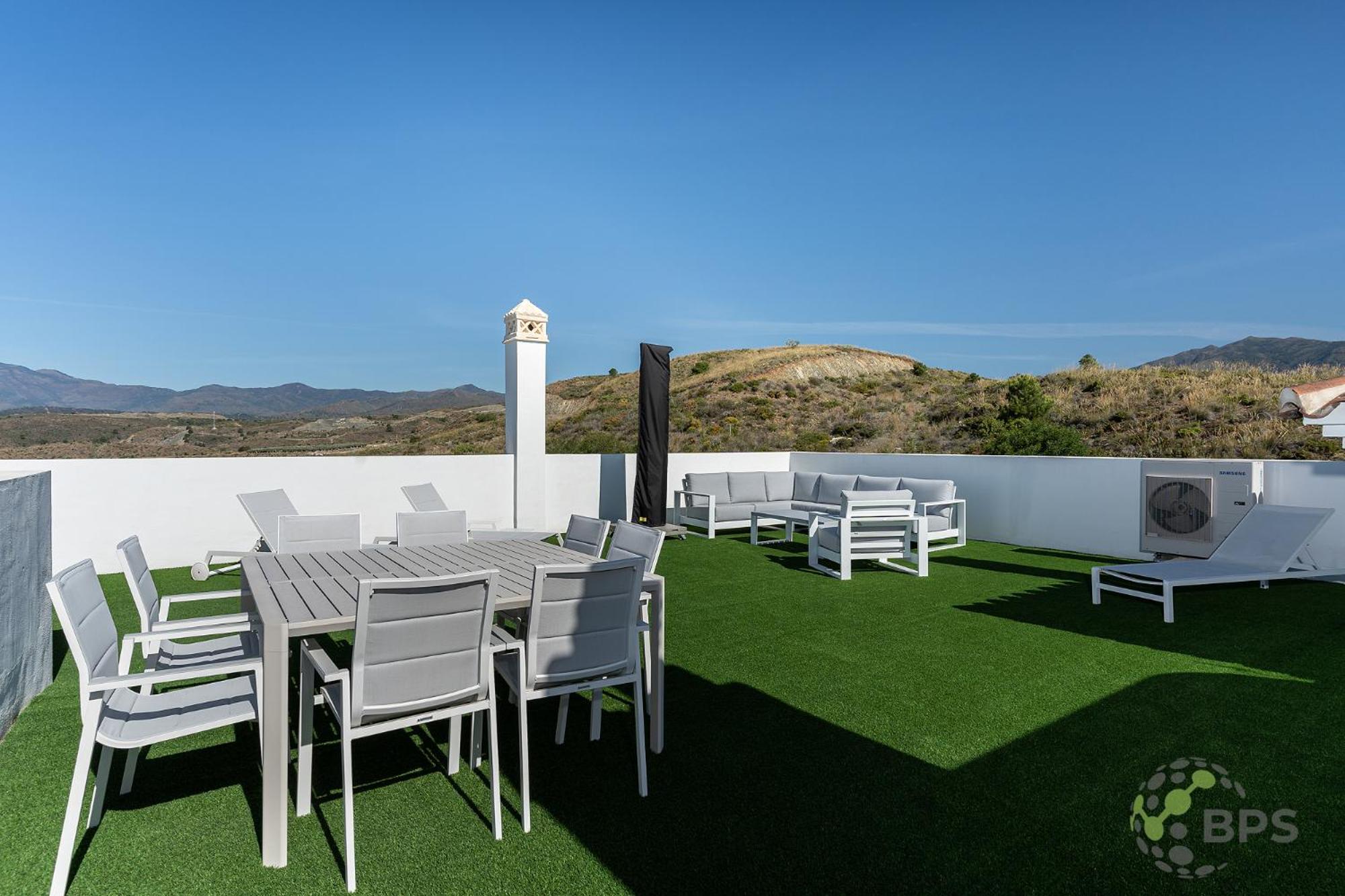 Penthouse on golf with incredibles views 613 view 5