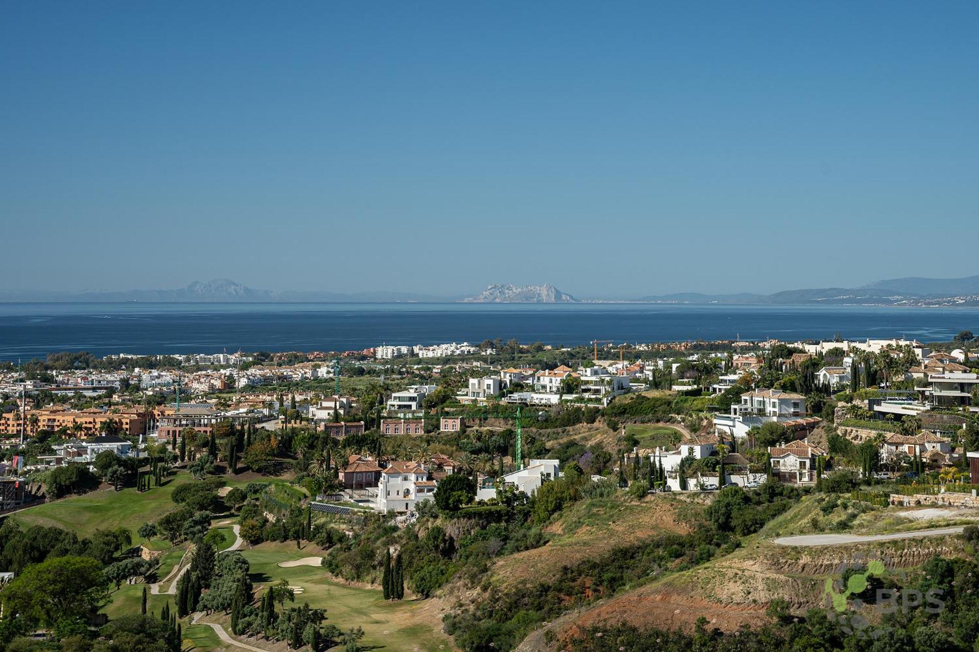 Penthouse on golf with incredibles views 613 view 4
