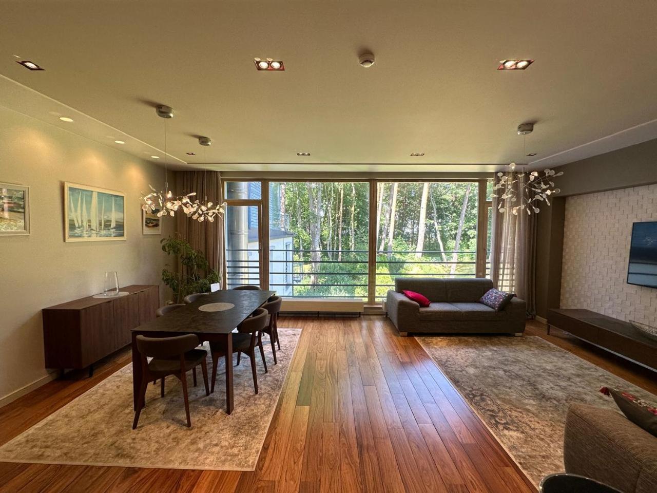 24 Apartments view 2