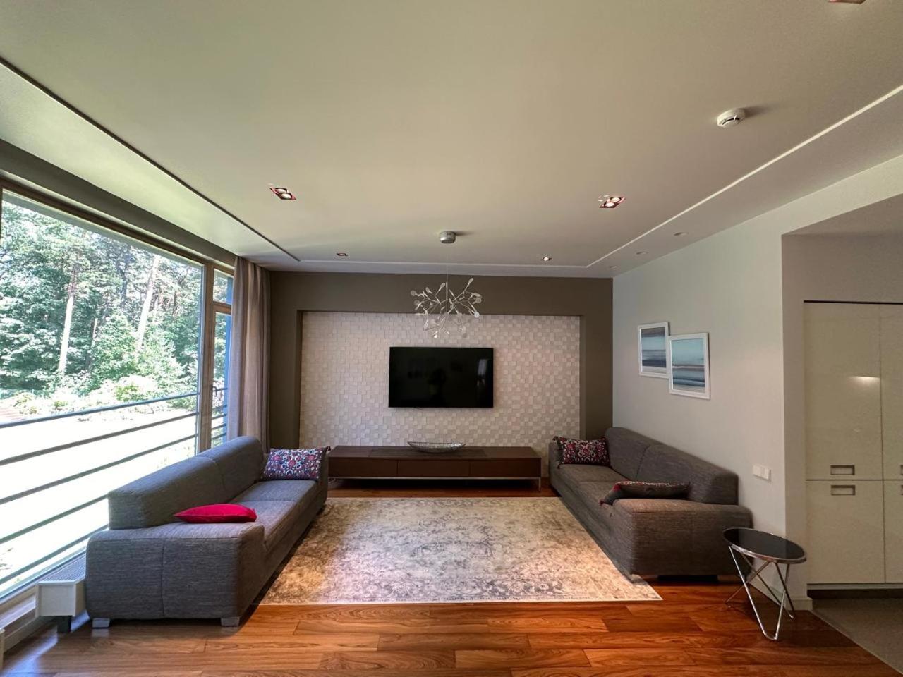 24 Apartments view 5